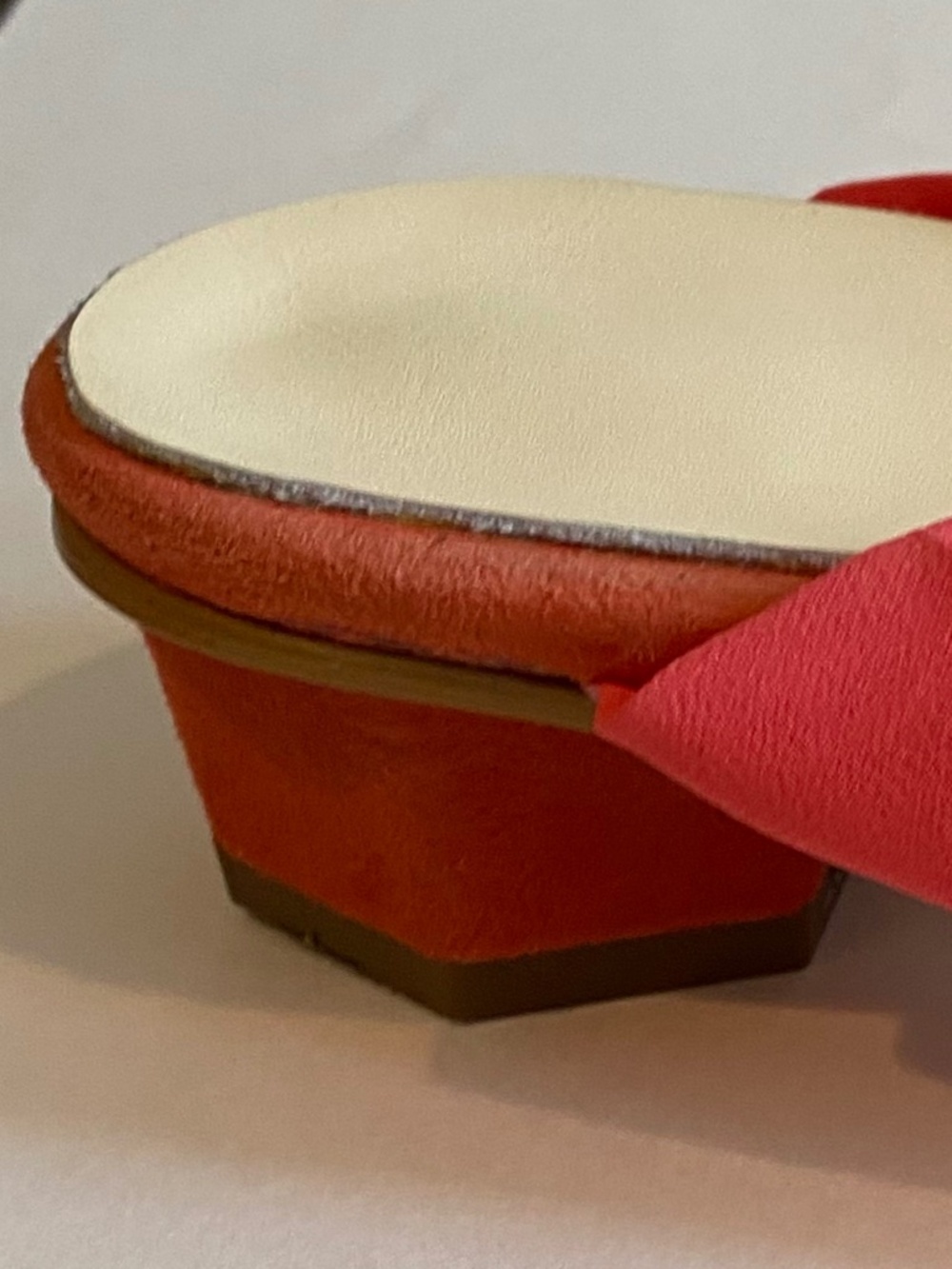 About Arianne | Rare Coral Suede Slides with Chiffon Bow | Size 41 - Picture 5 of 8